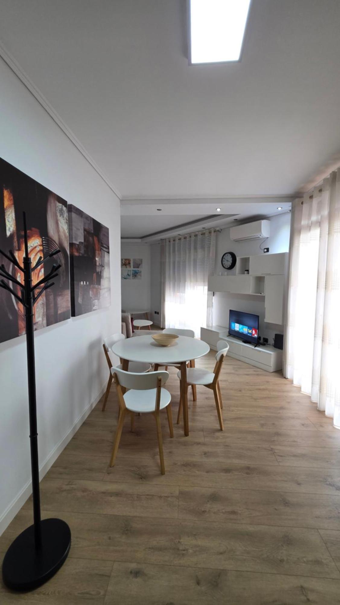 Aura Skanderbeg Square Apartament Tirana