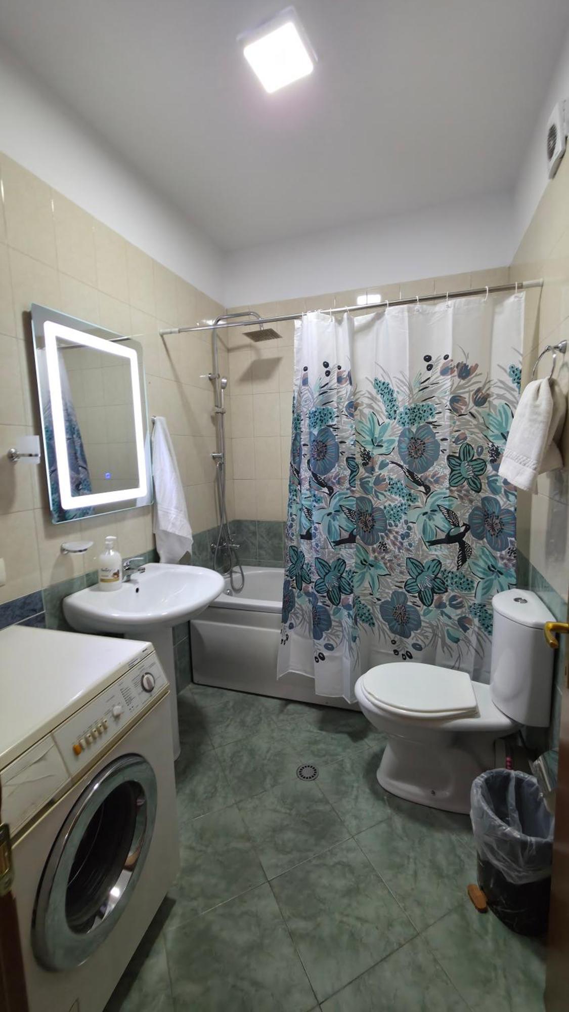 Aura Skanderbeg Square Apartament *